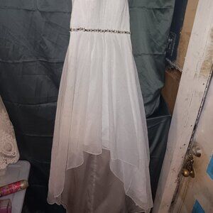 Wedding party dress